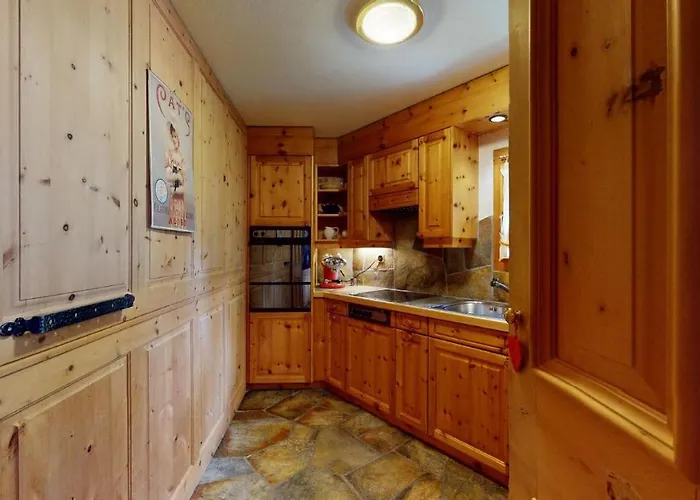 Apartment Chesa Cresta Surlej